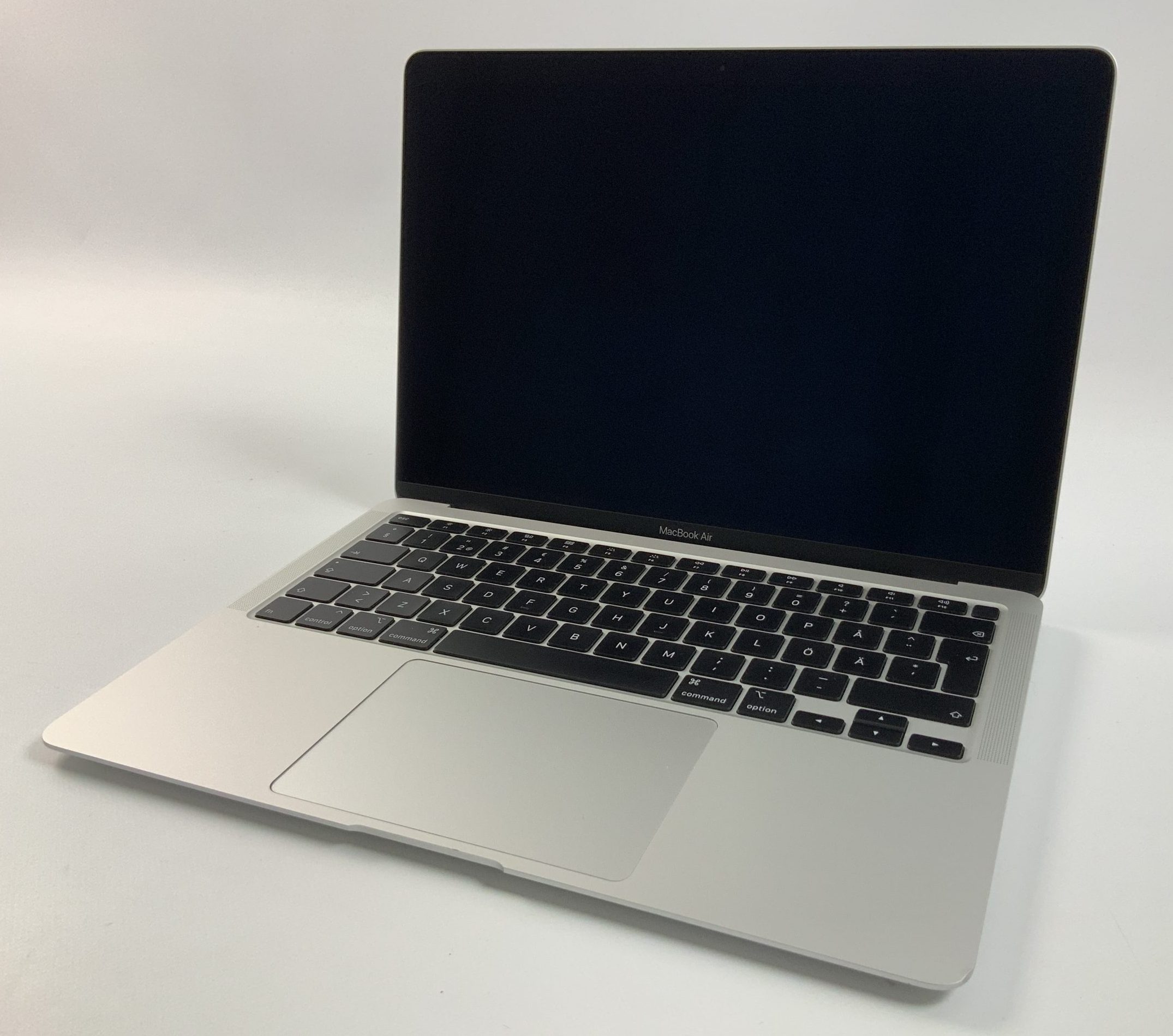MacBook Air 13" Early 2020 (Intel Core i3 1.1 GHz 8 GB RAM 256 GB SSD), Silver, Intel Core i3 1.1 GHz, 8 GB RAM, 256 GB SSD, imagen 1